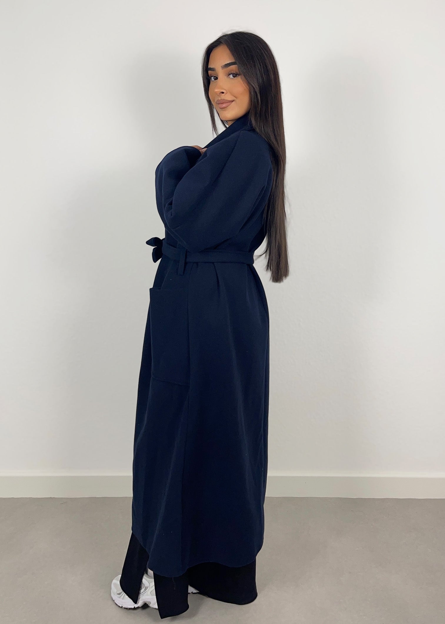 Eleganter Bindemantel