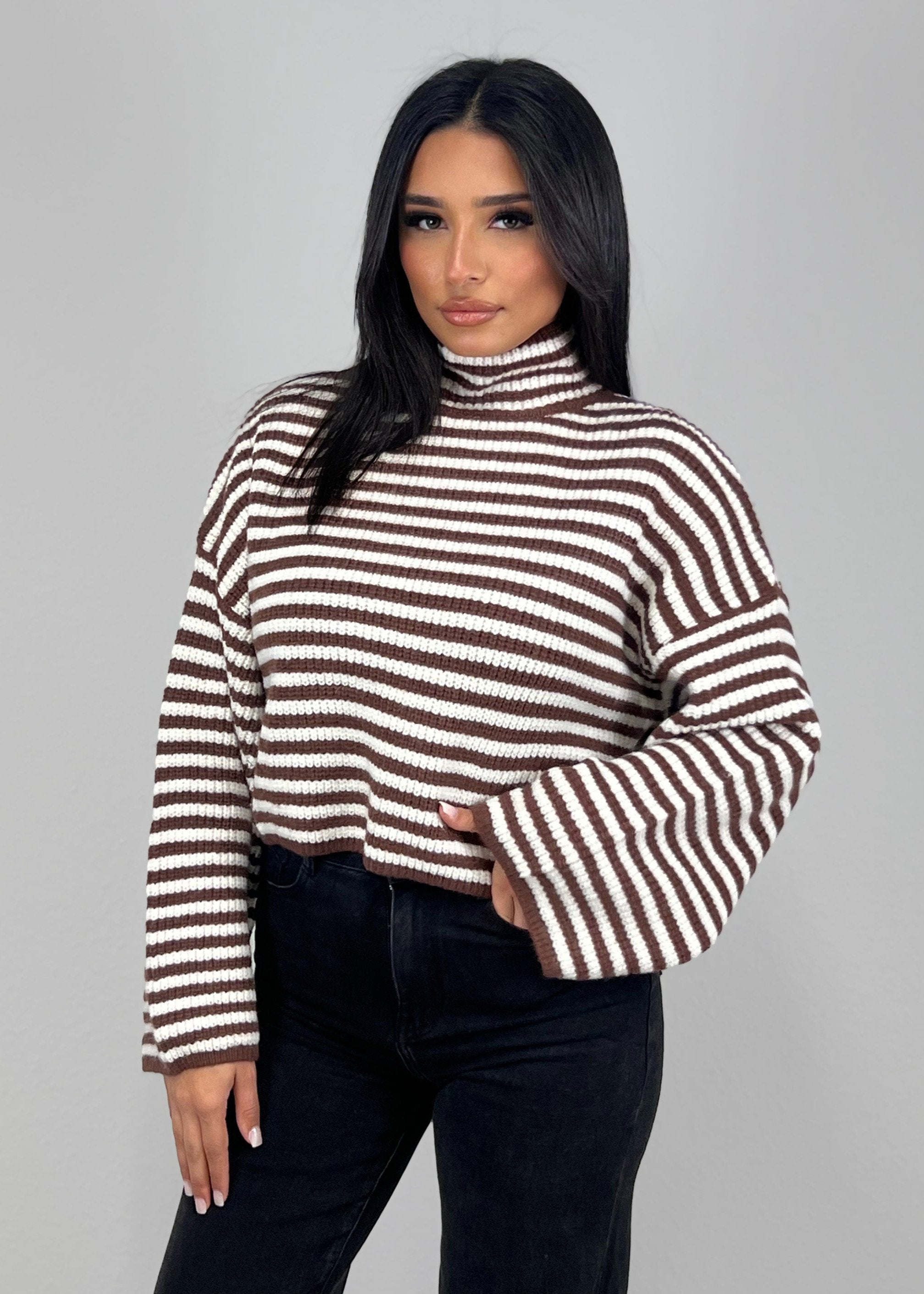 Gestreifter Strickpullover