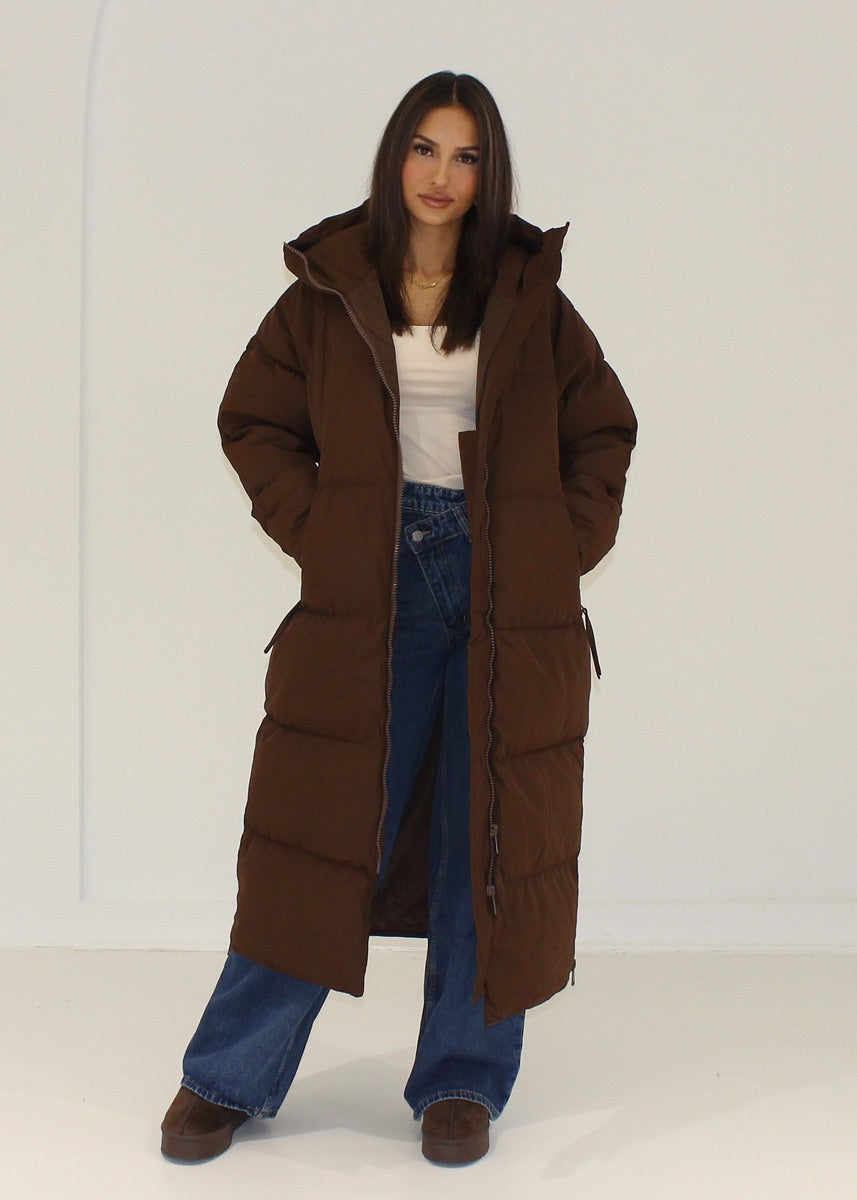 Langer Parka mit Kapuze