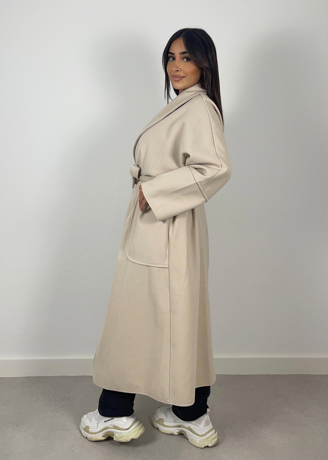 Eleganter Bindemantel