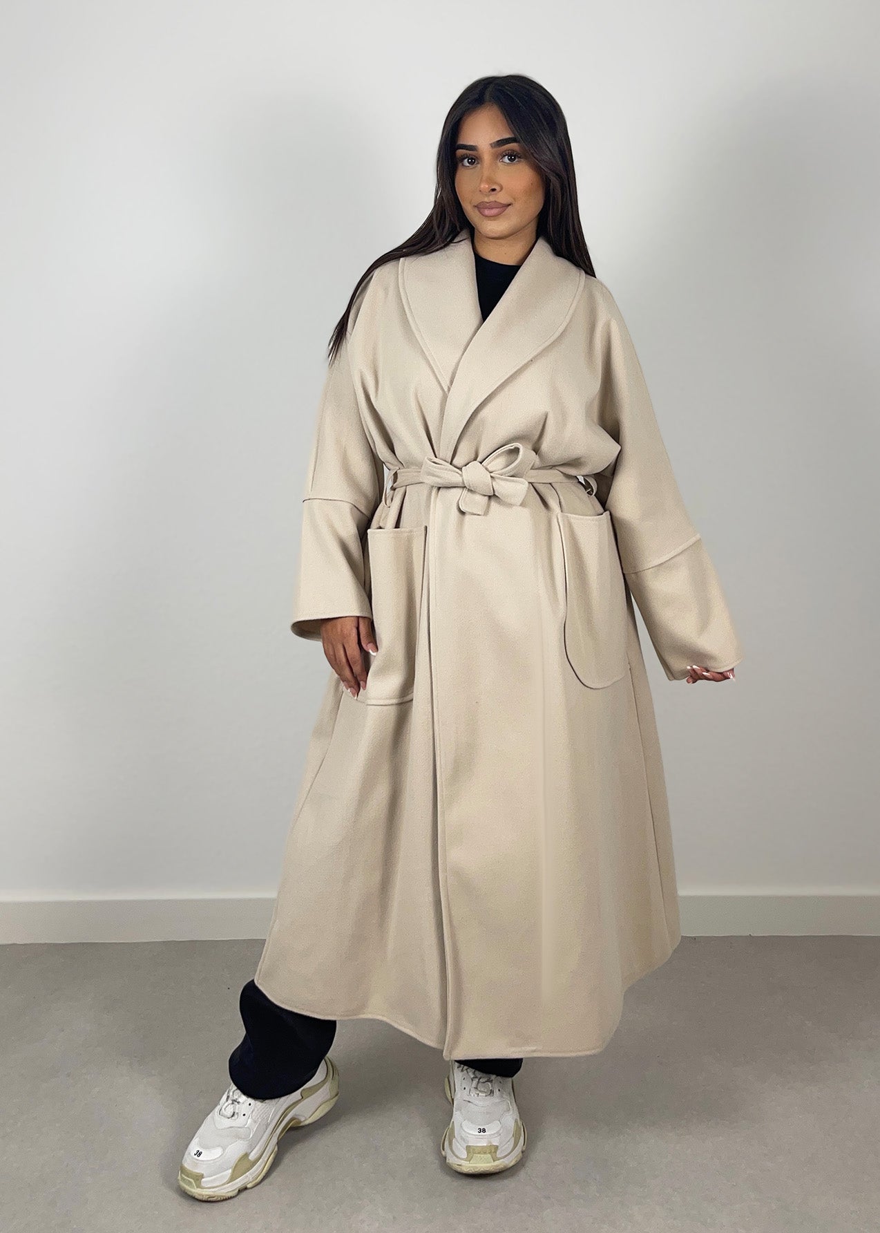 Eleganter Bindemantel