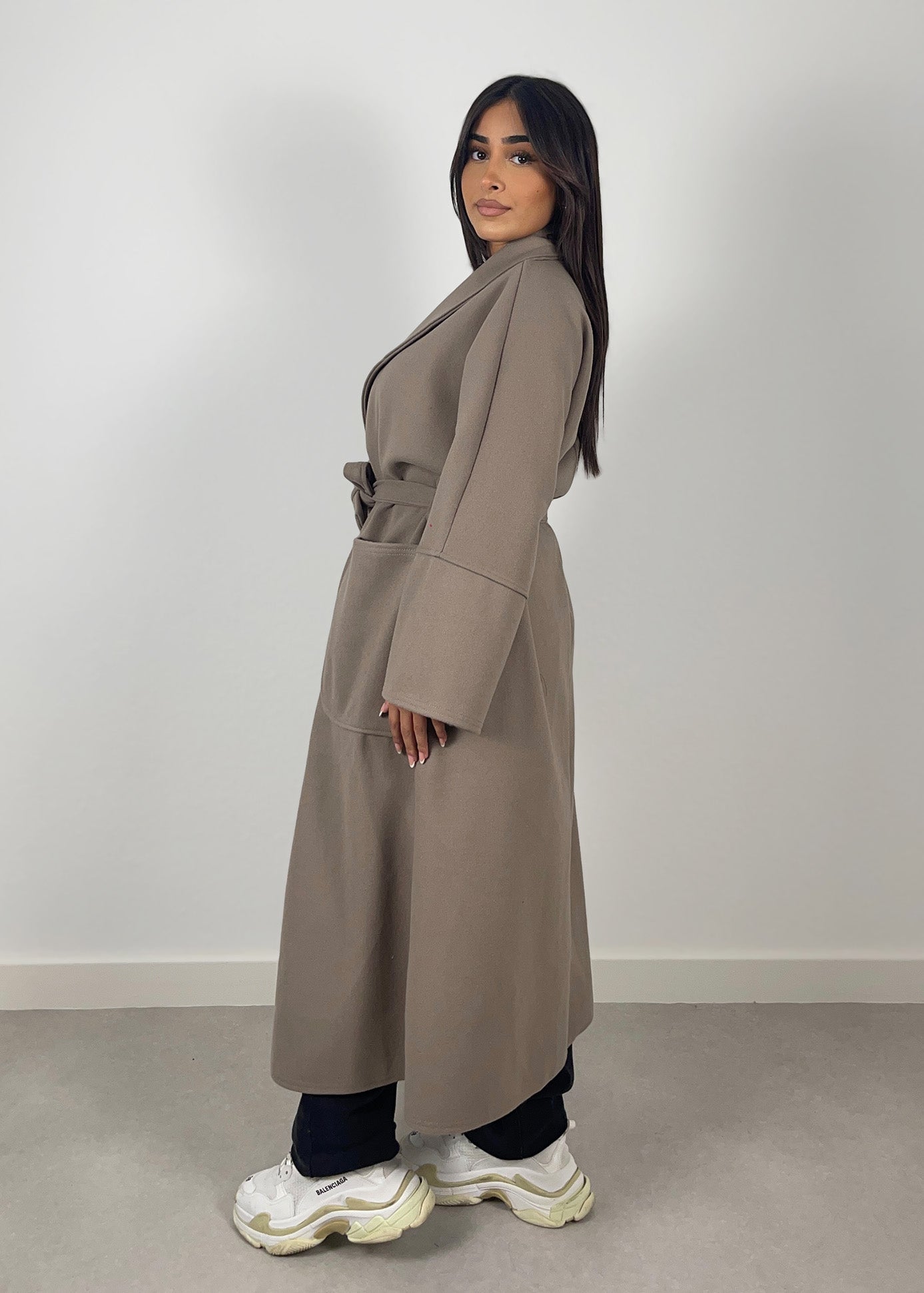 Eleganter Bindemantel