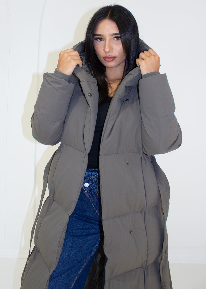 Winterjacke mit Kapuze