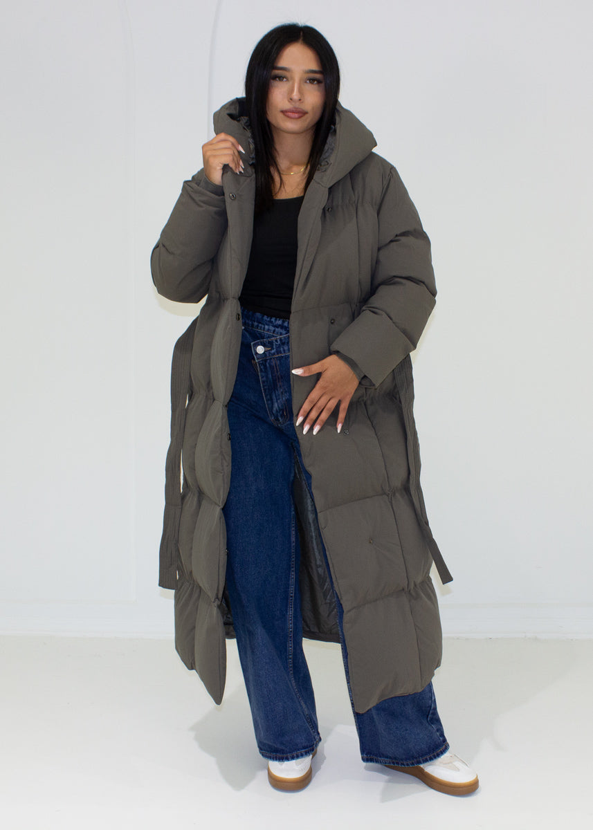 Winterjacke mit Kapuze