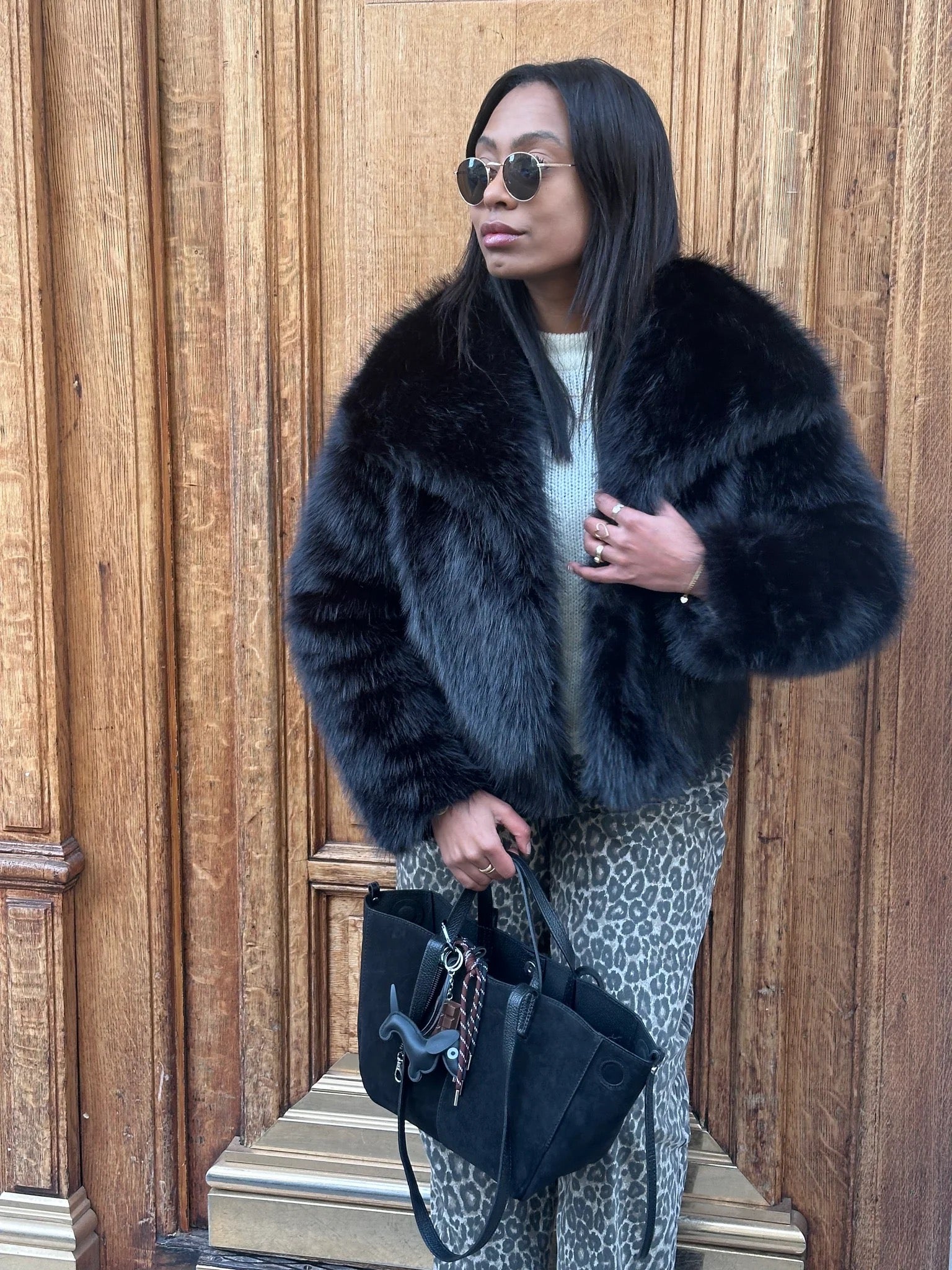 ÉLÉGANCE PELZMANTEL