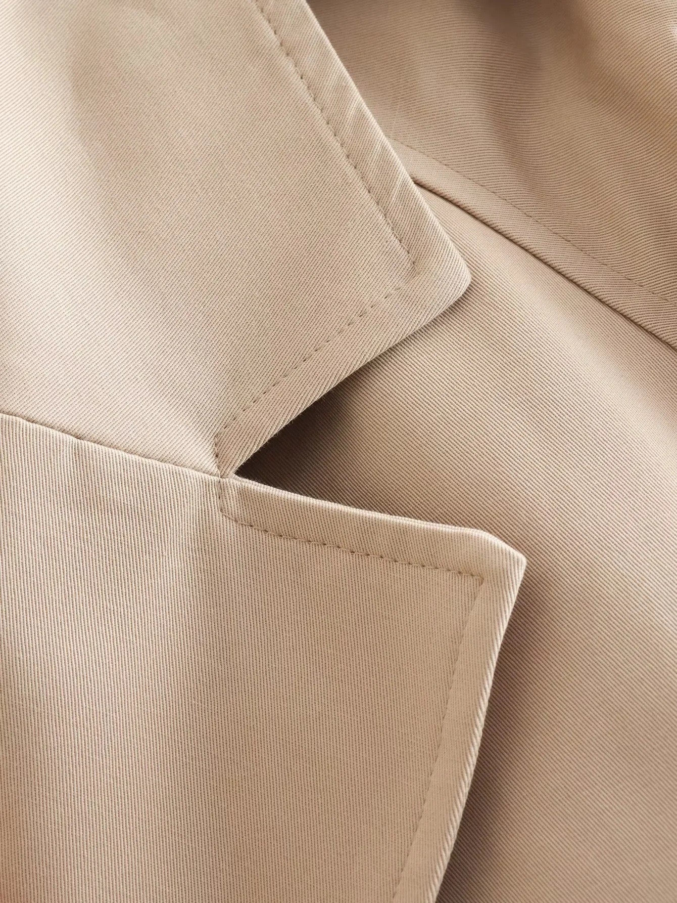 Cropped Trenchcoat