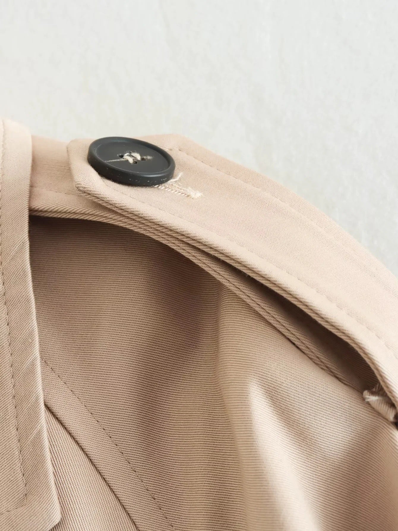 Cropped Trenchcoat