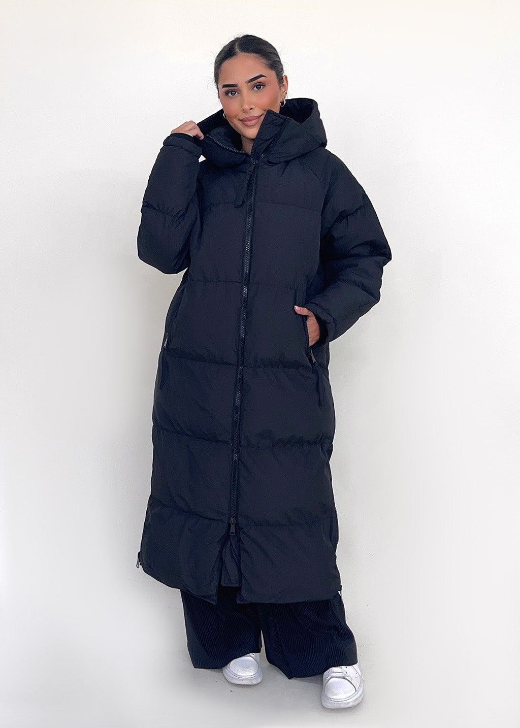 Langer Parka mit Kapuze