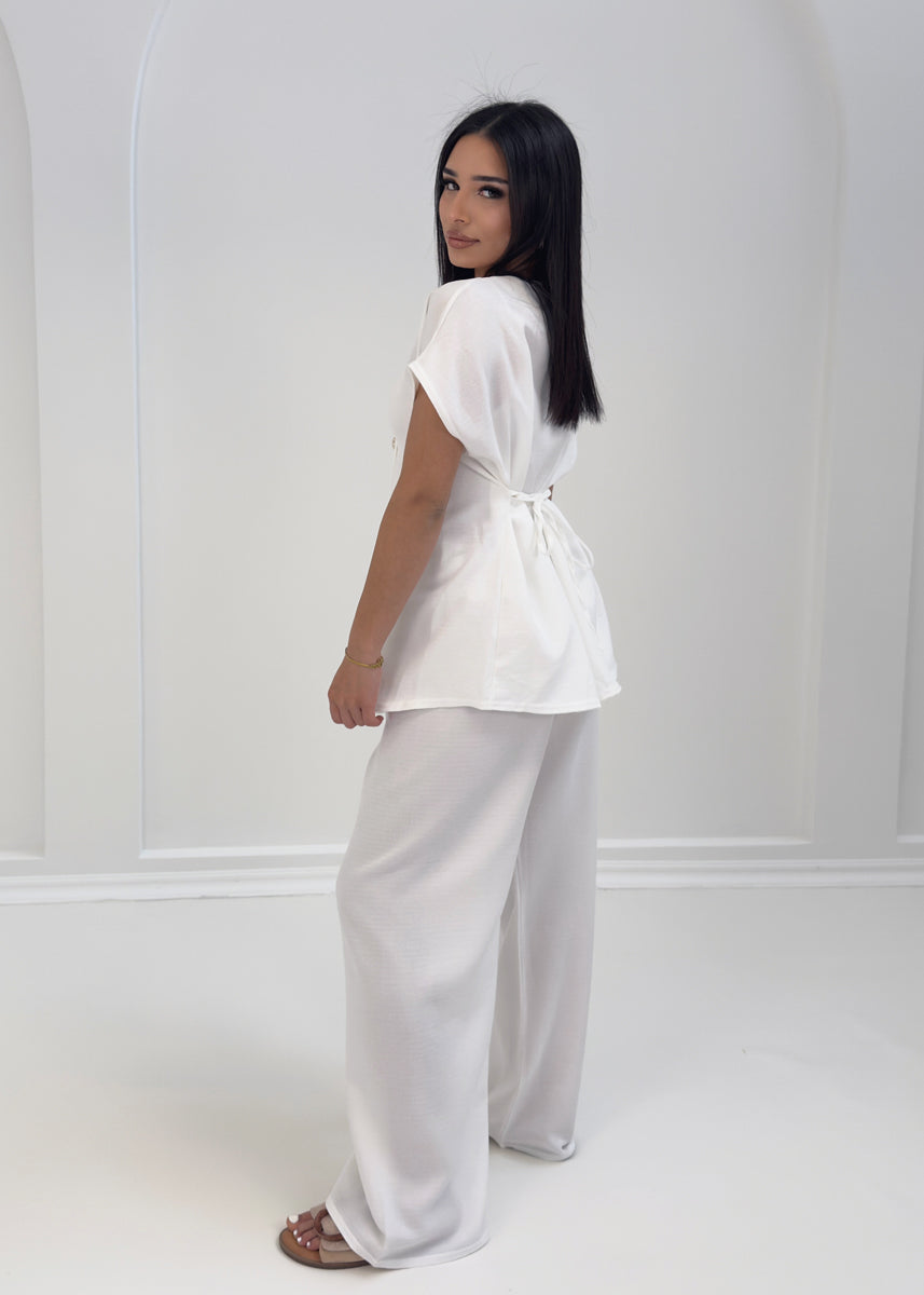 Zweiteiler mit Bindeband & weitem Schnitt