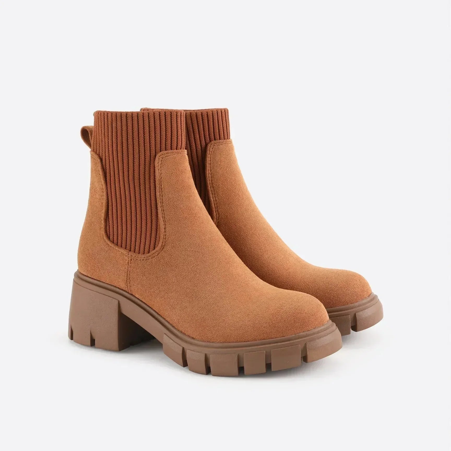 '- Chelsea Boots