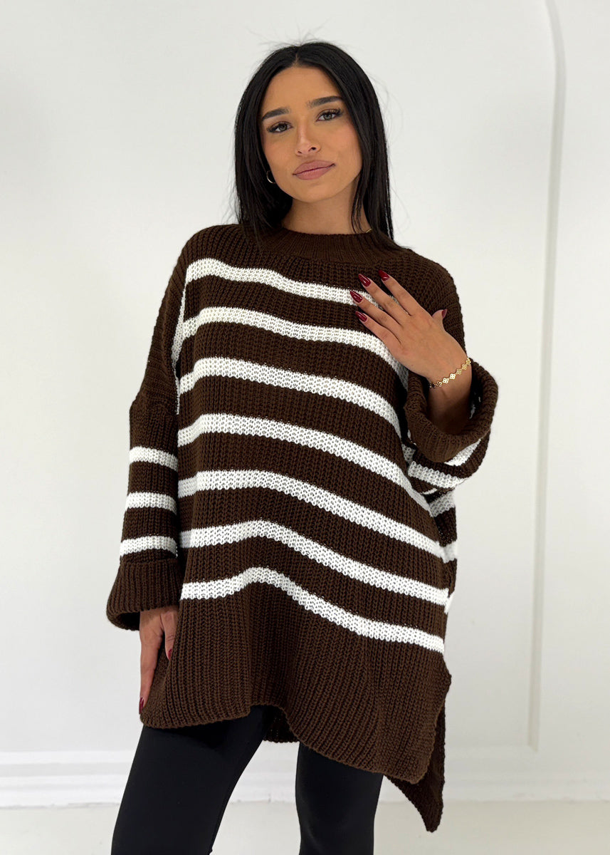Gestreifter Strickpullover